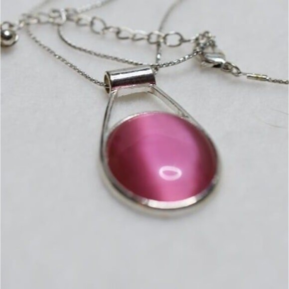 Pink Moonstone Oval Small Silver Tone Link Chain Lobster Claw Clasp Necklace - Picture 3 of 3